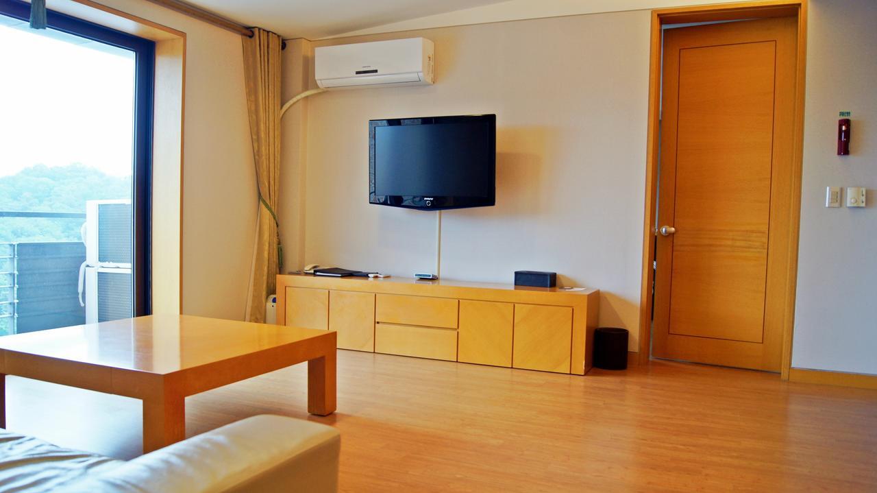 Hantan River Spa Hotel Cheorwon Exterior photo