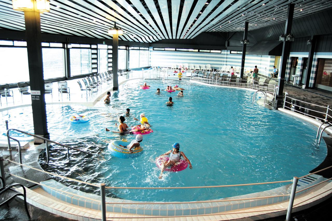 Hantan River Spa Hotel Cheorwon Exterior photo