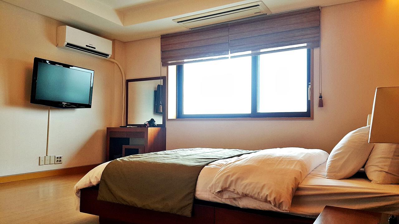 Hantan River Spa Hotel Cheorwon Exterior photo